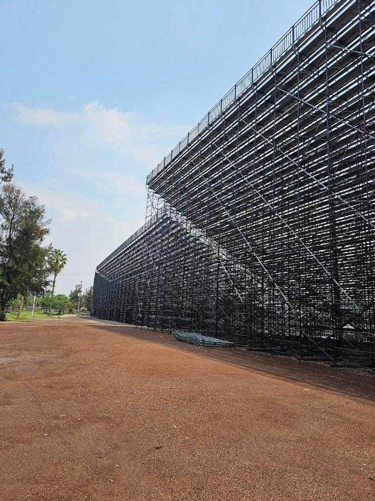 gradas estructura autodromo hnos rodriguez